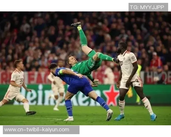 拜仁噩梦局面！三人连环失误，孔帕尼暴怒，诺伊尔不满队友